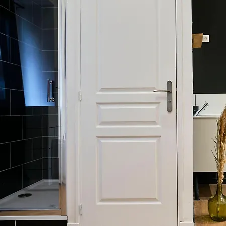 Ng Prestige - Lille L Trichon - Balneo - Netflix - Wifi *