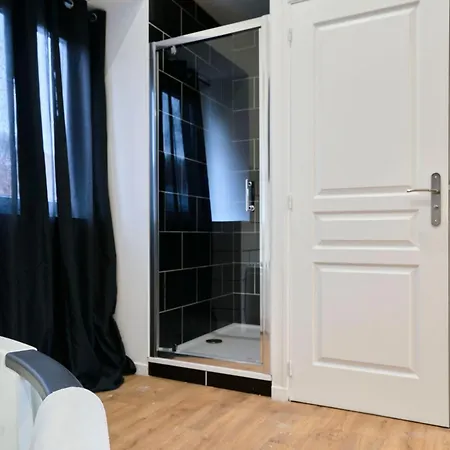 Ng Prestige - Lille L Trichon - Balneo - Netflix - Wifi *